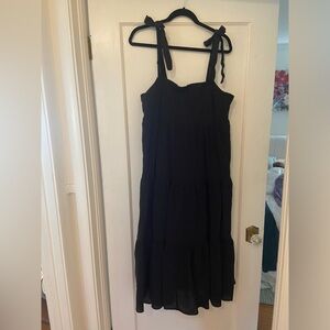 EUC Madewell Tie Strap Tiered MIDI Dress in Black